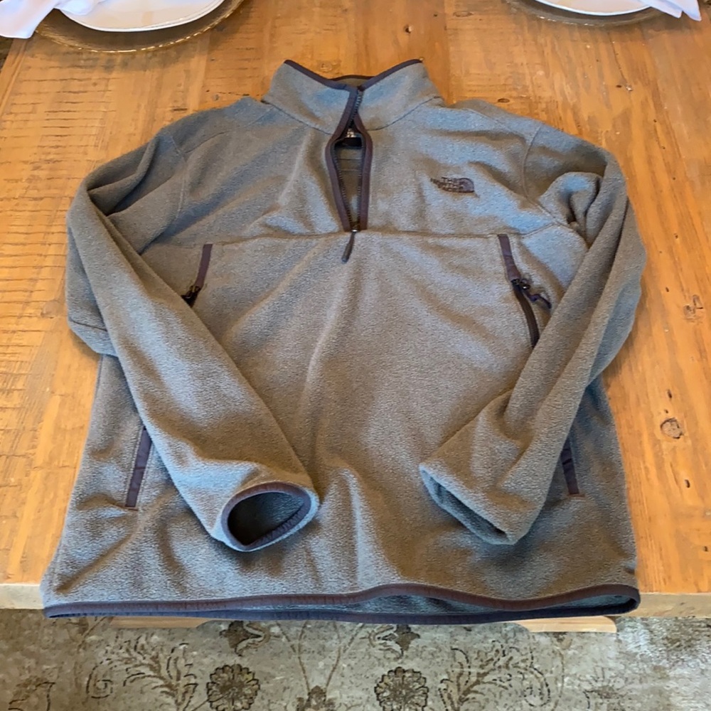 The North Face 1/4 zip